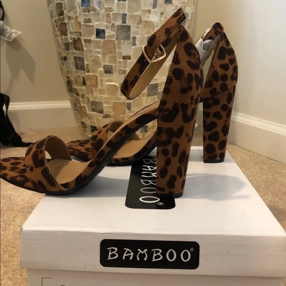 Cheetah Block Heels - Picture 2 of 6